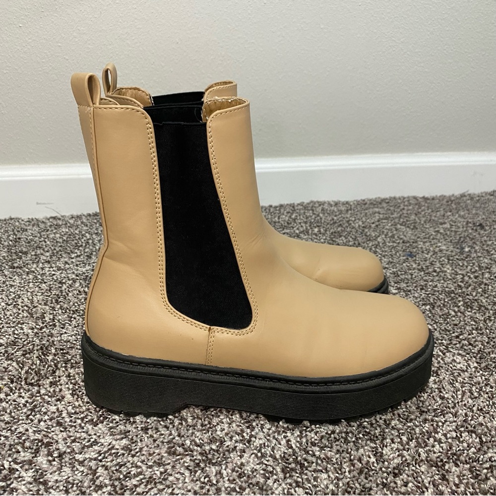 MIA Lenia Chunky Leather Chelsea Boots Tan Khaki Women’s‎ Size 8